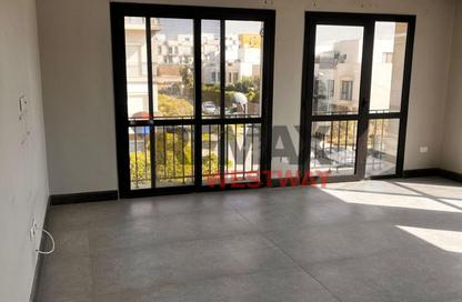 شقة - 2 غرف نوم - 3 حمامات للايجار في ذا كورت ياردز - كمبوندات الشيخ زايد - الشيخ زايد - الجيزة