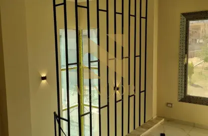 دوبلكس - 3 غرف نوم - 3 حمامات للايجار في شارع 30 - الحي الثالث عشر - الشيخ زايد - الجيزة