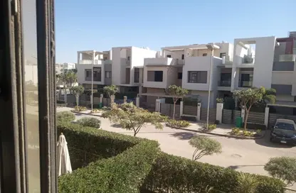 Apartment - 2 Bedrooms - 2 Bathrooms for rent in Moon Residences - Fifth Square - The 5th Settlement - New Cairo City - Cairo