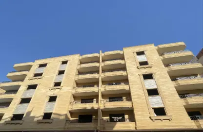 Apartment - 2 Bedrooms - 2 Bathrooms for sale in Gate 1 - Khofo - Hadayek El Ahram - Giza