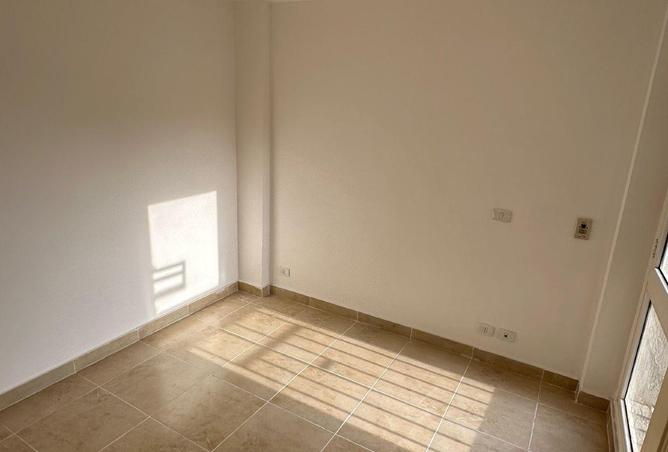 56992095 - صورة العقار 3