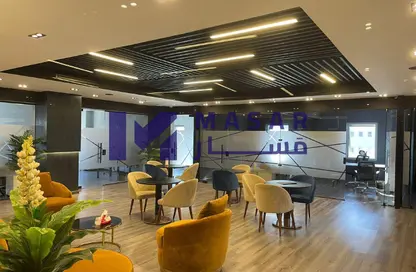 مساحات مكتبية - 3 غرف نوم - 2 حمامات للايجار في شارع التسعين الجنوبي - التجمع الخامس - مدينة القاهرة الجديدة - القاهرة