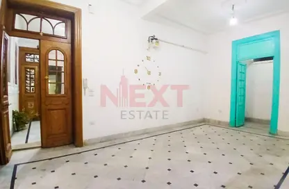 Apartment - 4 Bedrooms - 4 Bathrooms for sale in Al Aashi St. - Sporting - Hay Sharq - Alexandria