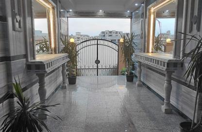 Apartment - 3 - 2 for sale in 3rd Neighborhood - 3rd District East - Shorouk City - Cairo