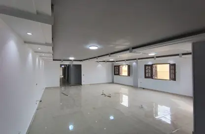 شقة - 3 غرف نوم - 2 حمامات للبيع في البنفسج 2 - البنفسج - مدينة القاهرة الجديدة - القاهرة