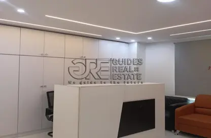 Medical Facility - Studio - 3 Bathrooms for sale in Gesr Al Suez St. - El Nozha El Gadida - El Nozha - Cairo