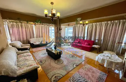 شقة - 3 غرف نوم - 1 حمام للبيع في شارع سوريا - المهندسين - الجيزة شقة - 3 غرف نوم - 1 حمام للبيع في شارع سوريا - المهندسين - الجيزة