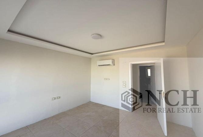 8578787 - Property Image 2