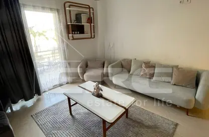 شقة - غرفة نوم - 2 حمامات للبيع في فورتين جولف ريزيدنس - اب تاون كايرو - المقطم - القاهرة