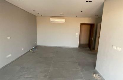 Apartment - 3 Bedrooms - 3 Bathrooms for sale in Village West - Sheikh Zayed Compounds - Sheikh Zayed City - Giza