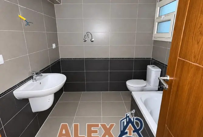 112709029 - Property Image 2