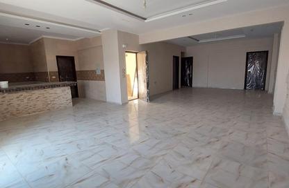 Apartment - 3 Bedrooms - 2 Bathrooms for rent in Al Gezira St. - South Investors Area - New Cairo City - Cairo