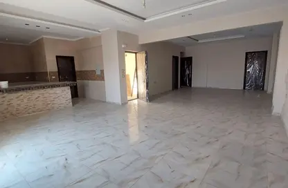 Apartment - 3 Bedrooms - 2 Bathrooms for rent in Al Gezira St. - South Investors Area - New Cairo City - Cairo