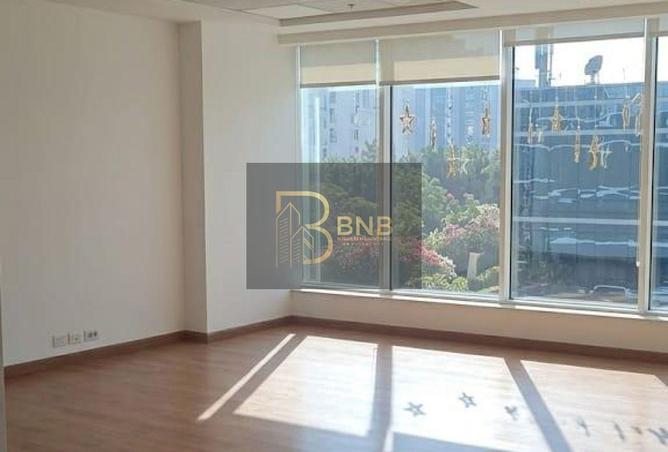 98002932 - Property Main Image