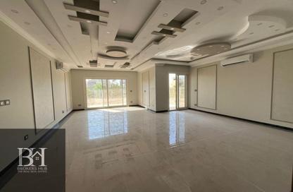 Villa - 4 Bedrooms - 4 Bathrooms for sale in The Crown - Cairo Alexandria Desert Road - 6 October City - Giza