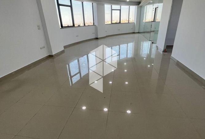 69568254 - صورة العقار 3