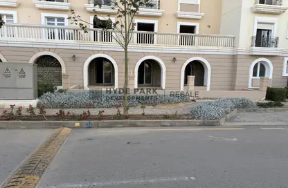 Apartment - 3 Bedrooms - 2 Bathrooms for sale in Centerville - Hyde Park - New Cairo City - Cairo