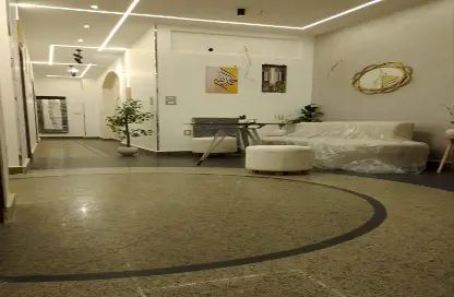 مساحات مكتبية - 8 غرف نوم - 3 حمامات للايجار في شارع عبد الحميد بدوي - ميدان الحجاز - النزهة - القاهرة