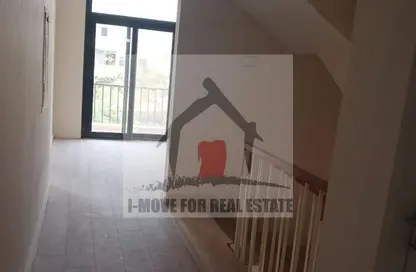 تاون هاوس - 3 غرف نوم - 4 حمامات للايجار في أو ويست - كمبوندات 6 أكتوبر - مدينة 6 أكتوبر - الجيزة