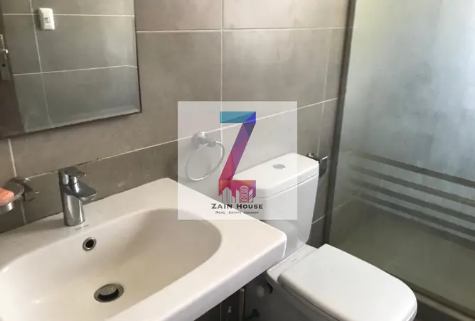 112163729 - Property Image 3