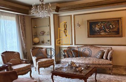 Villa - 5 - 5 for rent in Royal City - Sheikh Zayed Compounds - Sheikh Zayed City - Giza Villa - 5 - 5 for rent in Royal City - Sheikh Zayed Compounds - Sheikh Zayed City - Giza