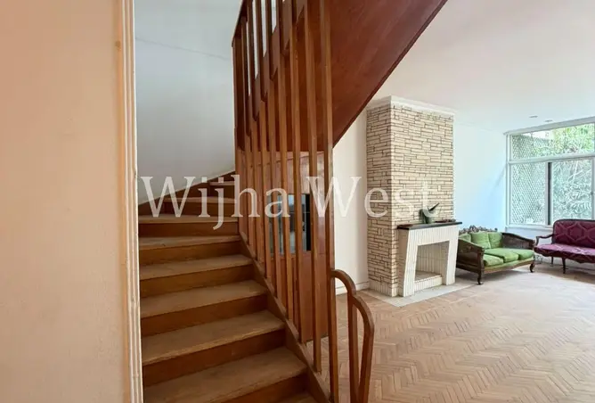 111033239 - Property Image 3