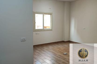 Apartment - 4 Bedrooms - 2 Bathrooms for rent in El Yasmeen 8 - El Yasmeen - New Cairo City - Cairo