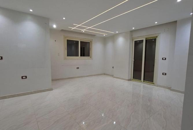 73776315 - Property Main Image