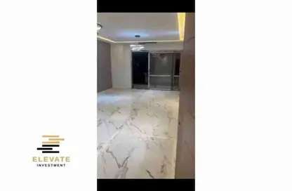 Apartment - 3 Bedrooms - 2 Bathrooms for sale in El Patio Oro - 5th Settlement Compounds - The 5th Settlement - New Cairo City - Cairo
