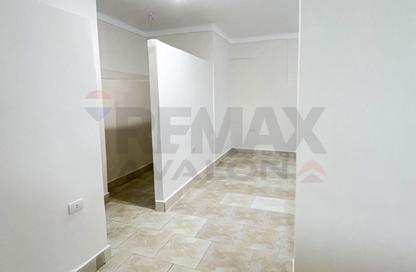 Office Space - Studio - 1 Bathroom for rent in Al Ekbal St. - Laurent - Hay Sharq - Alexandria