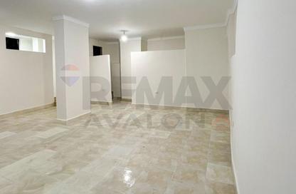 Office Space - Studio - 1 Bathroom for rent in Al Ekbal St. - Laurent - Hay Sharq - Alexandria
