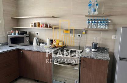 شقة - 2 حمامات للايجار في نيو جيزة - طريق مصر اسكندرية الصحراوي - مدينة 6 أكتوبر - الجيزة شقة - 2 حمامات للايجار في نيو جيزة - طريق مصر اسكندرية الصحراوي - مدينة 6 أكتوبر - الجيزة