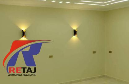 Apartment - 3 Bedrooms - 3 Bathrooms for sale in Abdallah Ibn Al Taher St. - 6th Zone - Nasr City - Cairo