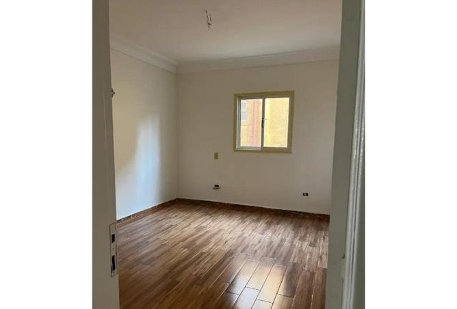 56493352 - Property Image 2