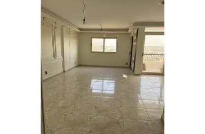 Apartment - 3 Bedrooms - 3 Bathrooms for sale in Al Fadl Ibn Rabie St. - 7th District - Nasr City - Cairo