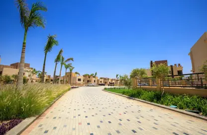 Townhouse - 4 Bedrooms - 3 Bathrooms for sale in Alma - 2nd District - Sheikh Zayed City - Giza