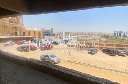Retail - Studio - 3 Bathrooms for rent in Zahraa Al Maadi St. - Degla - Hay El Maadi - Cairo