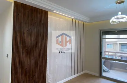 Apartment - 3 Bedrooms - 2 Bathrooms for sale in Madinaty - Cairo