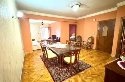 شقة - 3 غرف نوم - 2 حمامات للايجار في شارع سوريا - رشدي - حي شرق - الاسكندرية