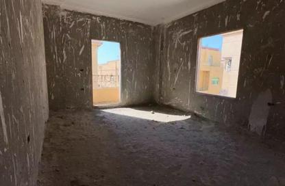Apartment - 3 Bedrooms - 2 Bathrooms for sale in Ja'far ibn Abi Talib St. - El Yasmeen 4 - El Yasmeen - New Cairo City - Cairo