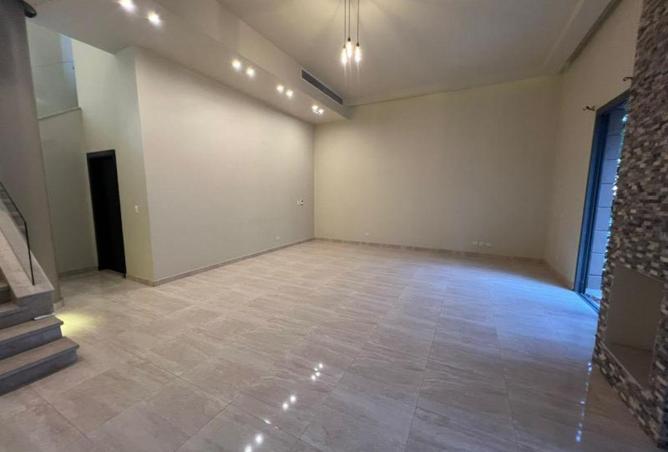 76233841 - Property Image 3