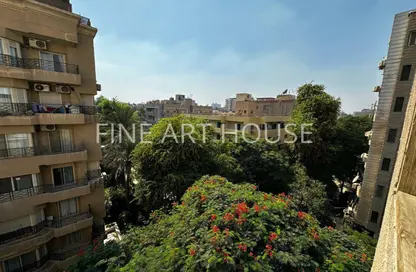 Apartment - 3 Bedrooms - 3 Bathrooms for sale in Street 86 - Maadi - Hay El Maadi - Cairo