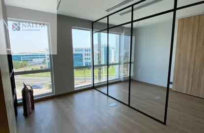 مساحات مكتبية - 3 غرف نوم - 1 حمام للايجار في القرية الذكية - طريق مصر اسكندرية الصحراوي - مدينة 6 أكتوبر - الجيزة