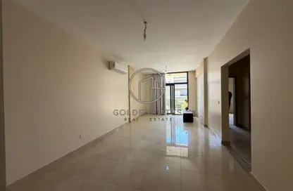 شقة - 2 غرف نوم - 2 حمامات للايجار في مون ريزيدنس - فيفث سكوير - التجمع الخامس - مدينة القاهرة الجديدة - القاهرة