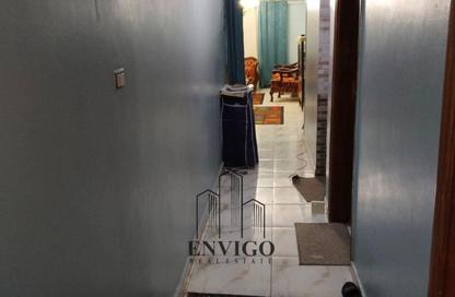 Apartment - 3 Bedrooms - 1 Bathroom for sale in Mostafa Al Khateeb St. - Izbat Al Haganah - Nasr City - Cairo