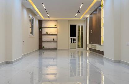 Apartment - 3 Bedrooms - 3 Bathrooms for sale in Gate 4 old - Horus - Hadayek El Ahram - Giza