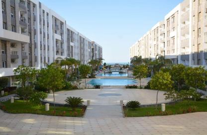 Chalet - 2 Bedrooms - 2 Bathrooms for sale in Hurghada Resorts - Hurghada - Red Sea