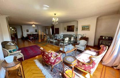 Apartment - 3 - 3 for sale in Mostafa Mahmoud Square - Mohandessin - Giza