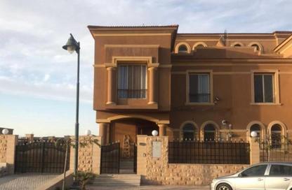 منزل مزدوج - 5 - 4 للبيع في رويال ميدوز - كمبوندات الشيخ زايد - الشيخ زايد - الجيزة منزل مزدوج - 5 - 4 للبيع في رويال ميدوز - كمبوندات الشيخ زايد - الشيخ زايد - الجيزة