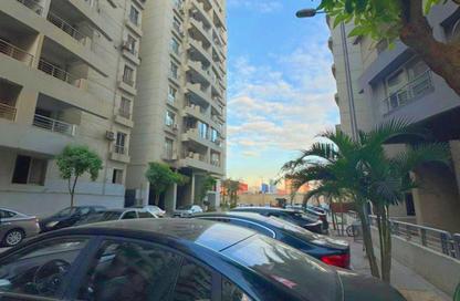Shop - Studio - 1 Bathroom for sale in Bavaria Town - Zahraa El Maadi - Hay El Maadi - Cairo Shop - Studio - 1 Bathroom for sale in Bavaria Town - Zahraa El Maadi - Hay El Maadi - Cairo